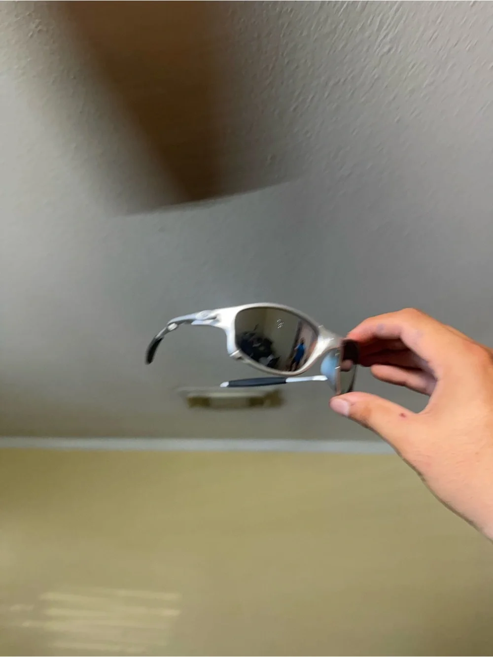 Silver Polarized Sports Sunglasses - Silver Oakley